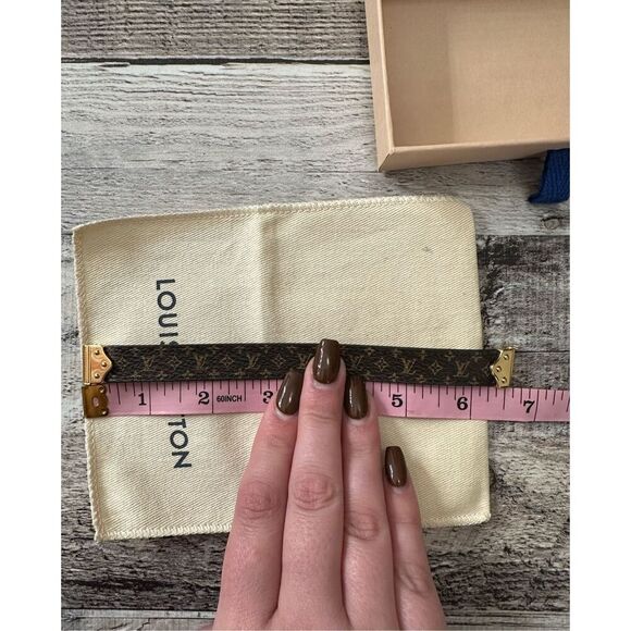 Authentic Louis Vuitton Monogram Nano Bracelet 17 - Picture 5 of 5